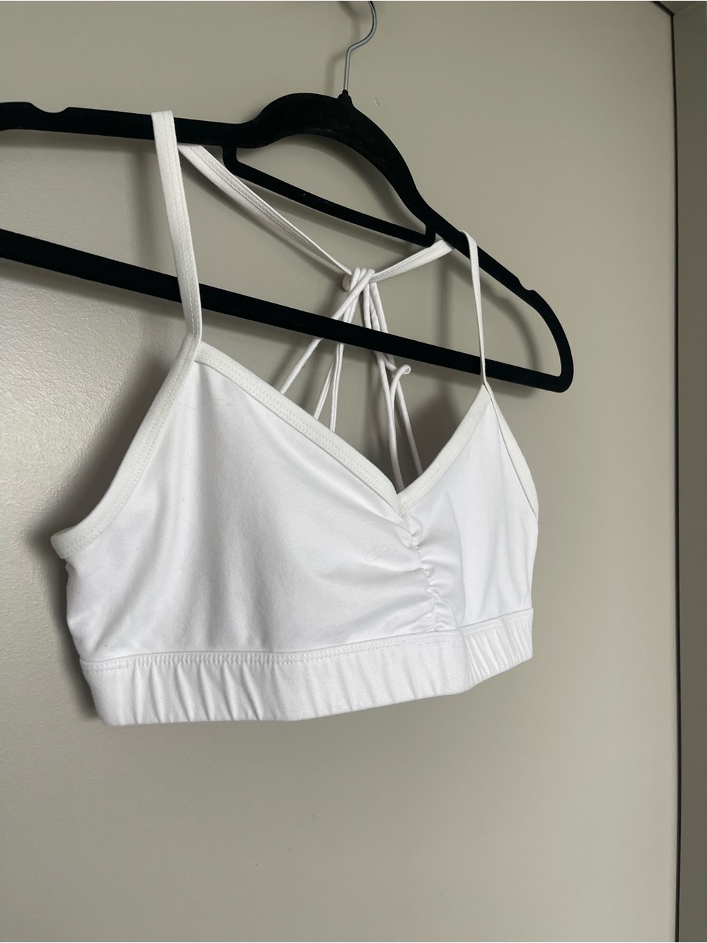 ALO Yoga White Strappy Sports Bra - Picture 3 of 6